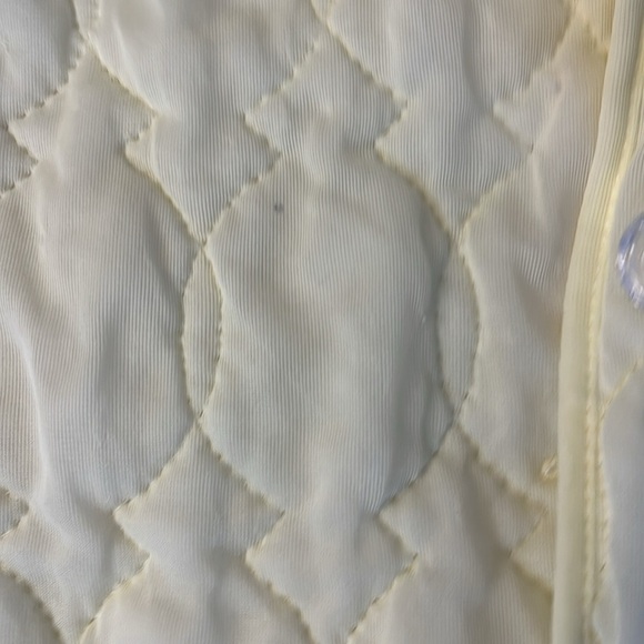 Rare Vintage Girls Quilted Robe Embroidered Butter Cup Yellow XL - Picture 11 of 12
